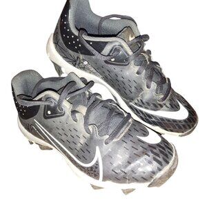 Nike Youth Hyperdiamond Softball Baseball Cleats Size 3Y‎ Black-White